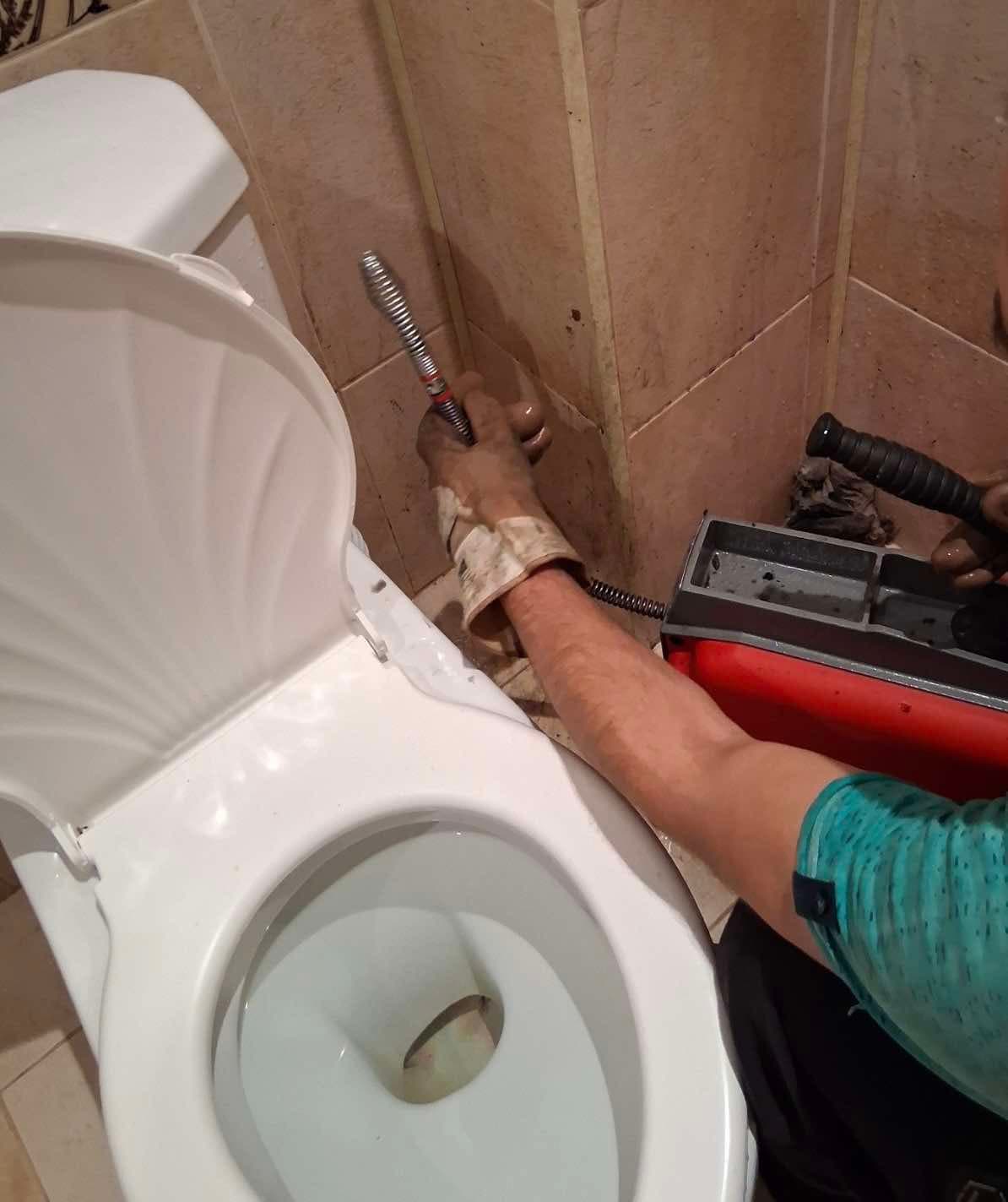 Отпушване на тоалетна бургас