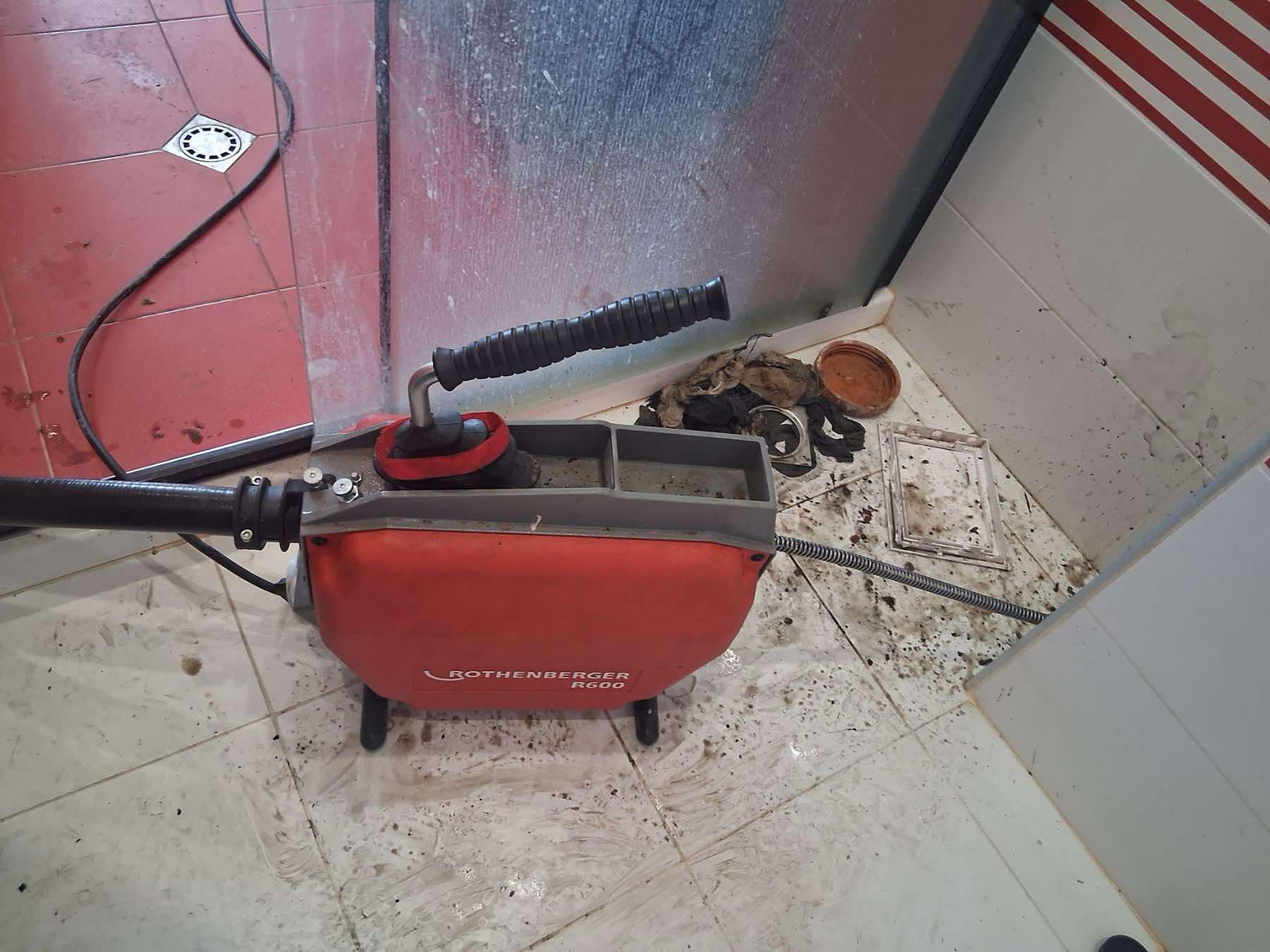 машинно отпушване на канал Бургас